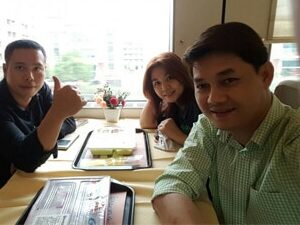 บินไปสั่งของที่จีนแบบไปเองส่วนตัว ไปจีนยังไงหาคนรับที่สนามบิน