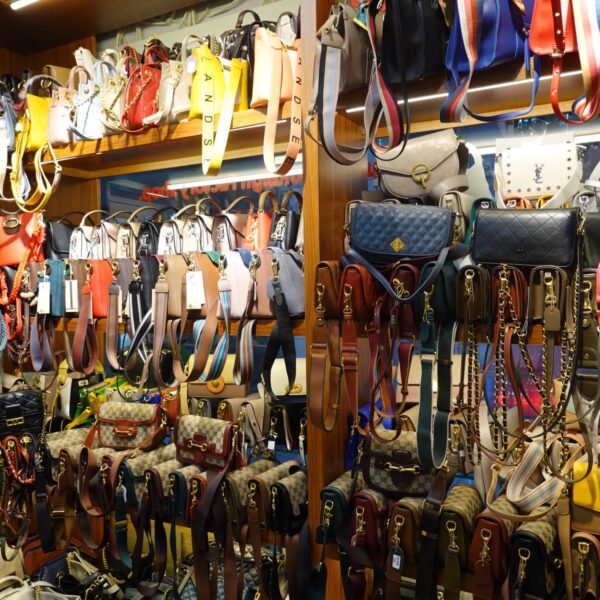 ไปโรงงานจีน ไปสั่งของจากโรงงานจีนเมืองอี้อู ไปหาของจากจีนมาขาย บินไปสั่งของจากจีนมาขาย