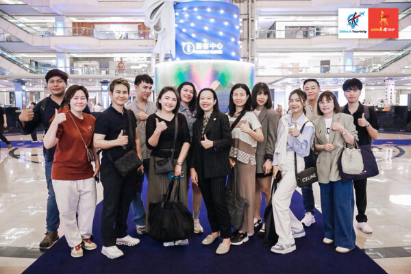 China4trip ทัวร์ดีลธุรกิจแม่ค้าจีน รวมบริการครบทั้งการเดินทาง ล่าม การขนส่ง1